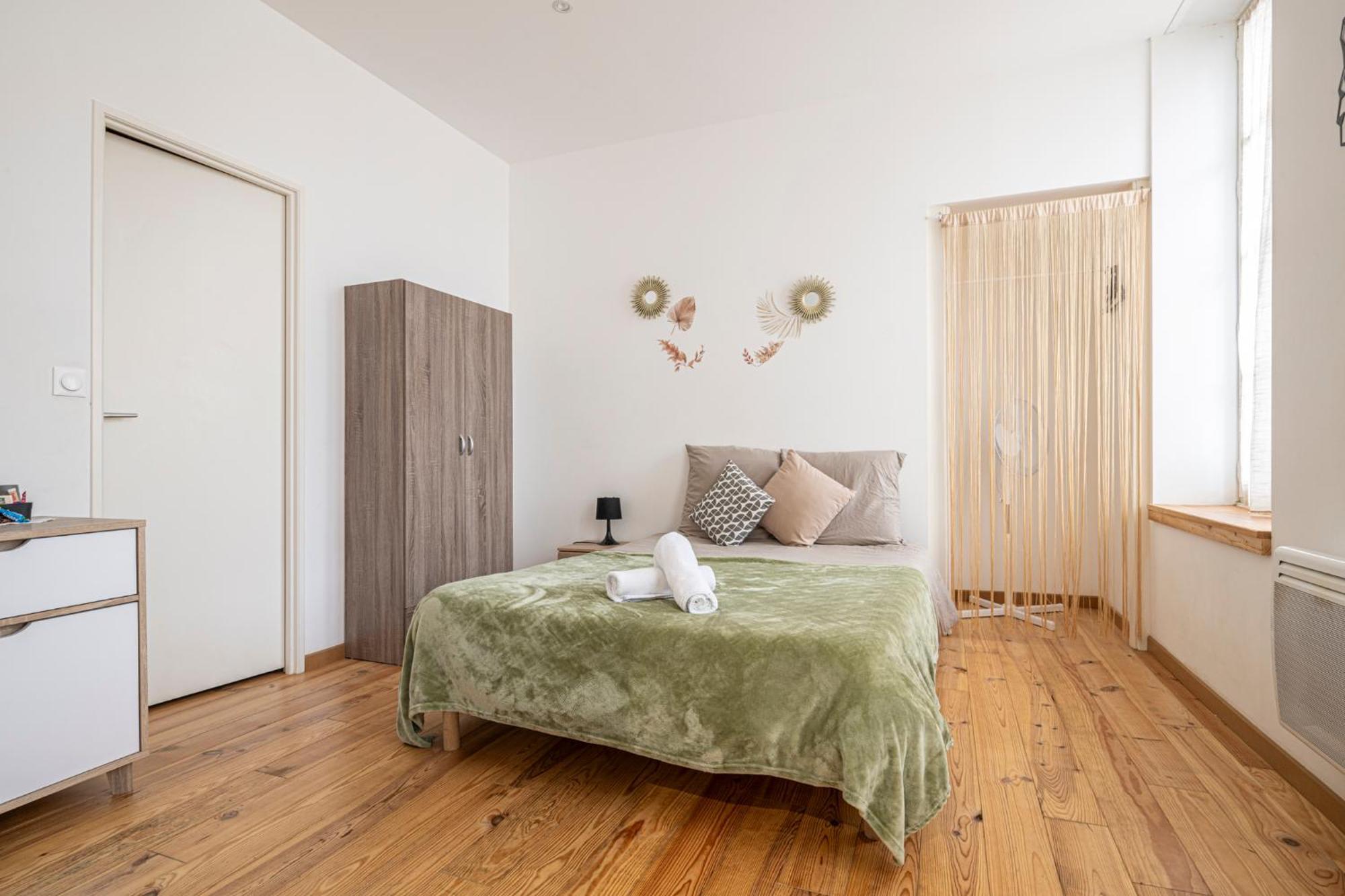 דירות פאו Chambre Privee Premium "La Belle Etoile" מראה חיצוני תמונה